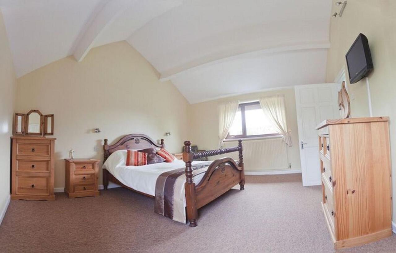 3 Bed Cottage With Hot Tub & Near New Quay Wales Llandysul Экстерьер фото