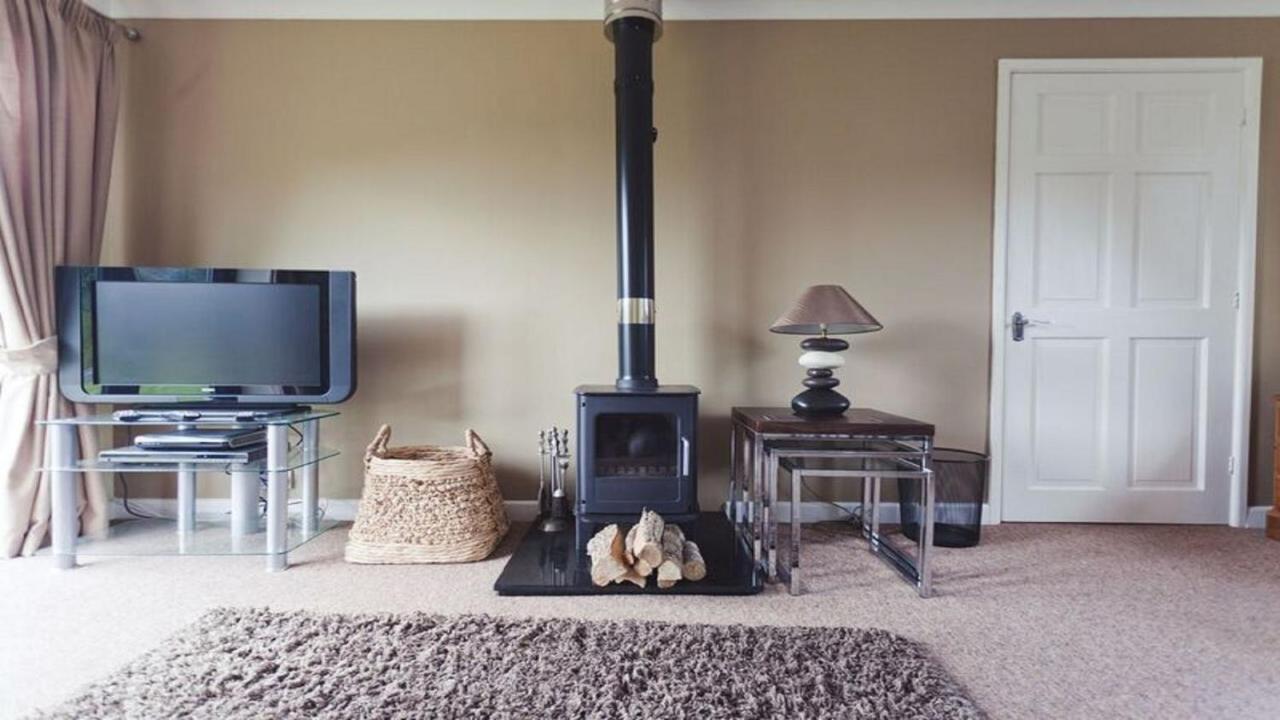 3 Bed Cottage With Hot Tub & Near New Quay Wales Llandysul Экстерьер фото